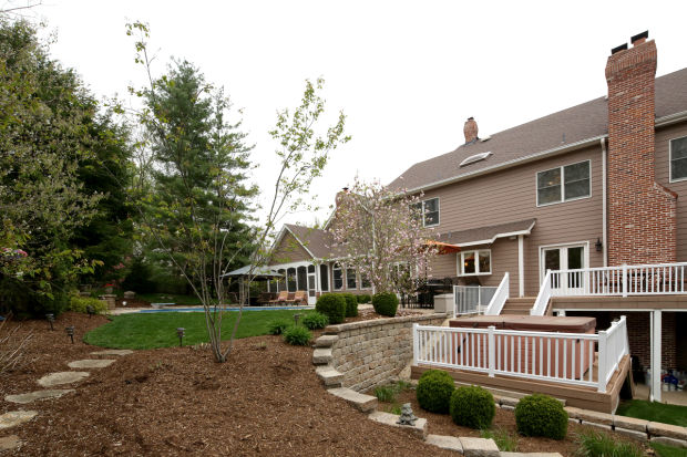 Town&CountryEsts912YD2.jpg